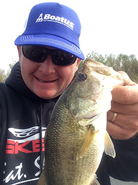 Kurt Dove with a nice bass catch 
